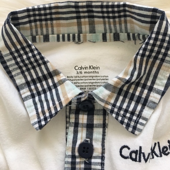 Calvin Klein Baby Boy Outfit - Picture 3 of 3